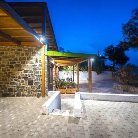 Terrazeus - Stone House Beachfront 3 * 멜라토스
